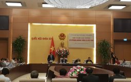 Chất vấn nóng về amiang trắng